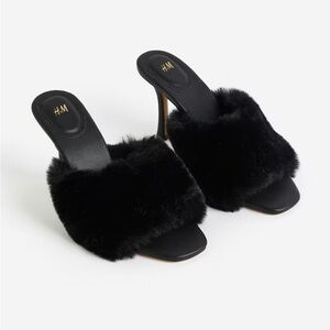 Heel Black Faux Fur sandals